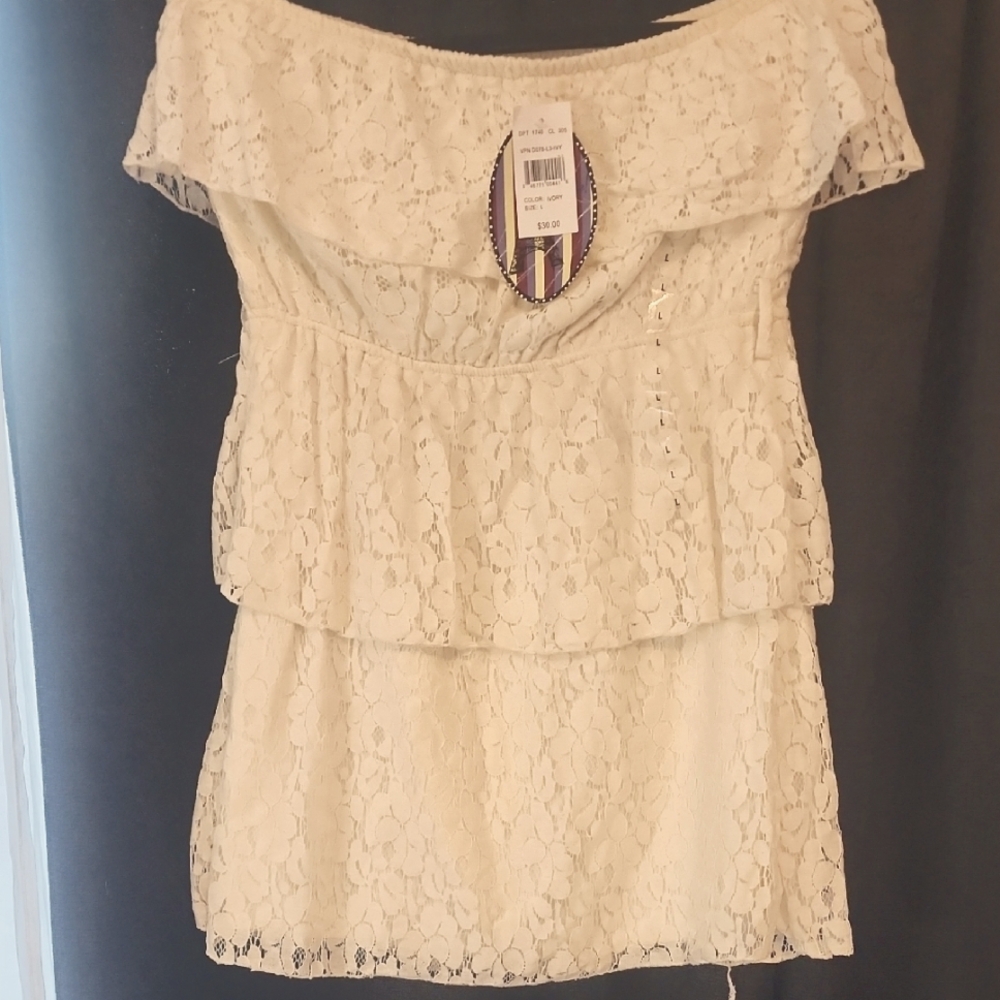 Off-Shoulder Lace Dress